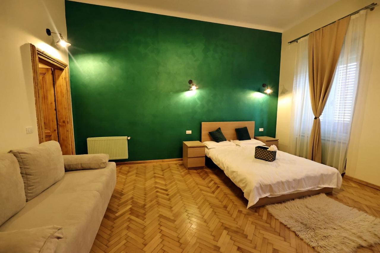 Branko'S Residence Timisoara Bagian luar foto