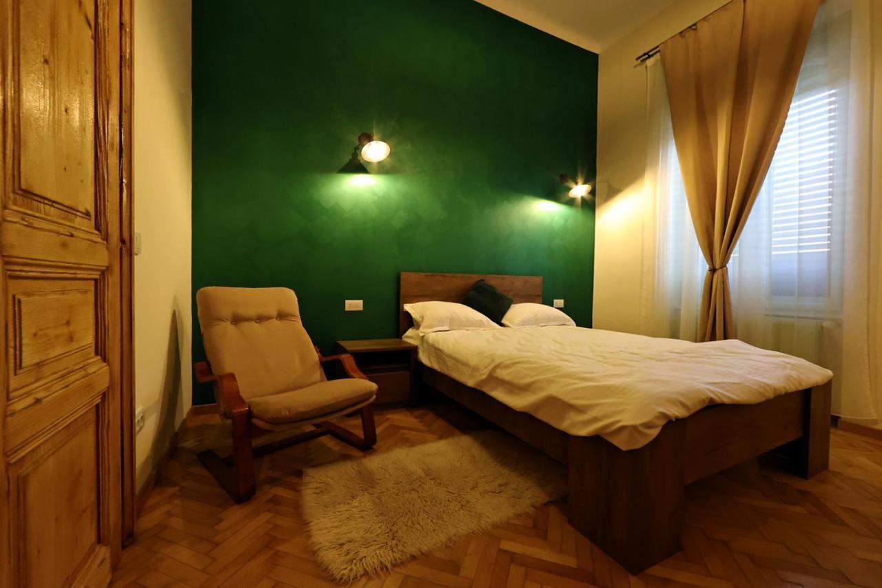 Branko'S Residence Timisoara Bagian luar foto